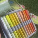 Coffret Marqueurs Acryliques Deli - De 24 à 80 Couleurs – Image 2