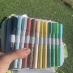 Coffret Marqueurs Acryliques Deli - De 24 à 80 Couleurs – Image 9